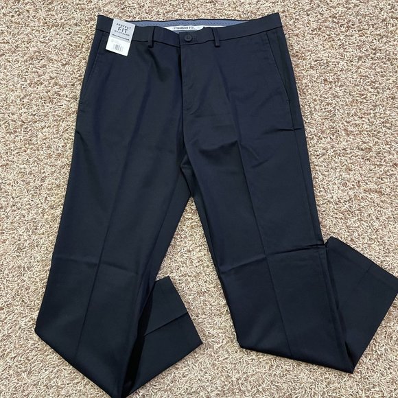 NEW Haggar Men’s Premium Fabric Straight Fit Non-Iron Pants Black, Size 34x32 - Picture 2 of 8